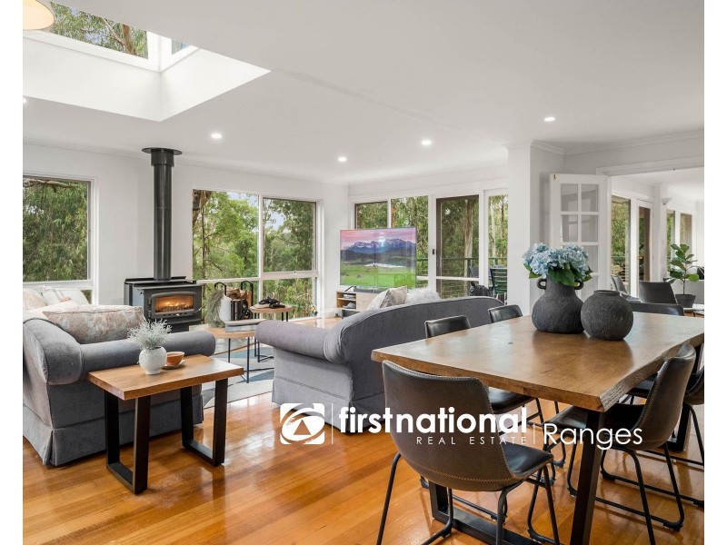 1 Batesleigh Road, Selby VIC 3159