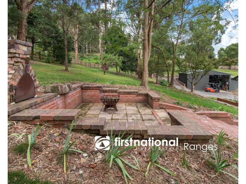 1 Batesleigh Road, Selby VIC 3159