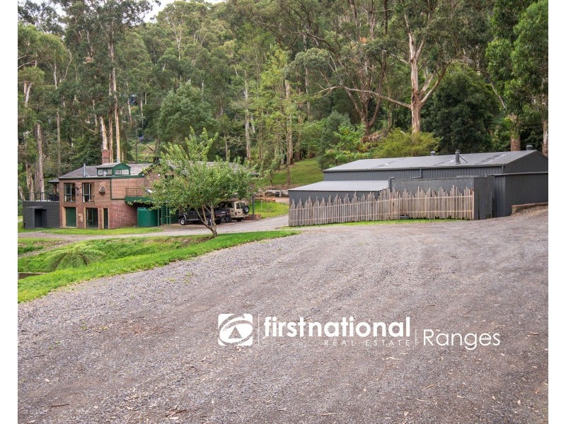 1 Batesleigh Road, Selby VIC 3159
