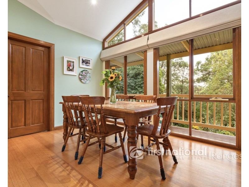 50 Bellbird Crescent, Emerald VIC 3782
