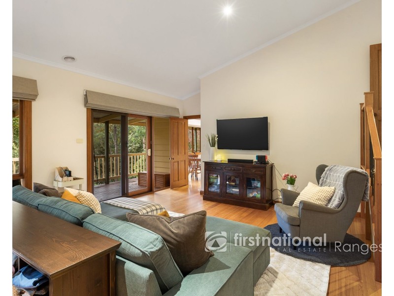 50 Bellbird Crescent, Emerald VIC 3782