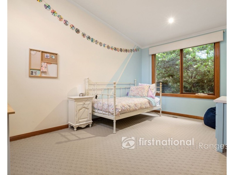 50 Bellbird Crescent, Emerald VIC 3782
