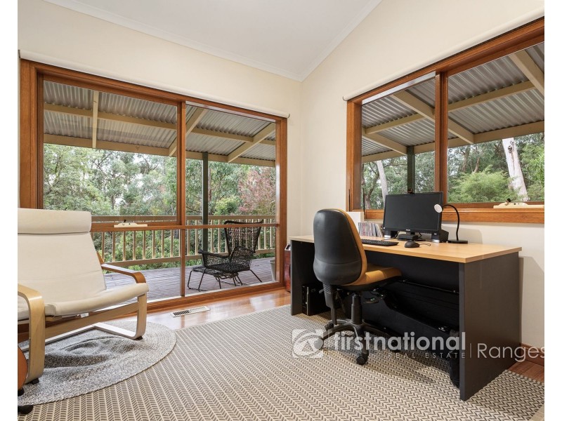 50 Bellbird Crescent, Emerald VIC 3782