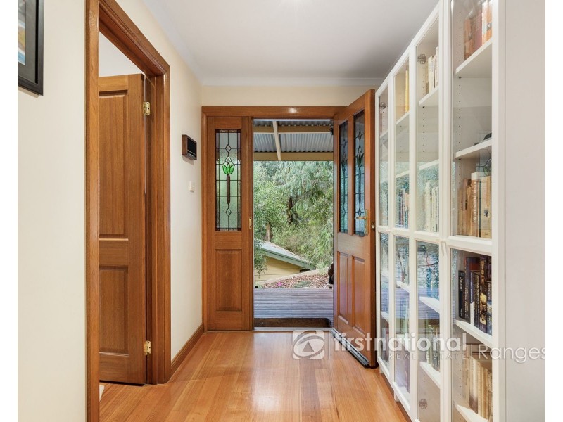 50 Bellbird Crescent, Emerald VIC 3782