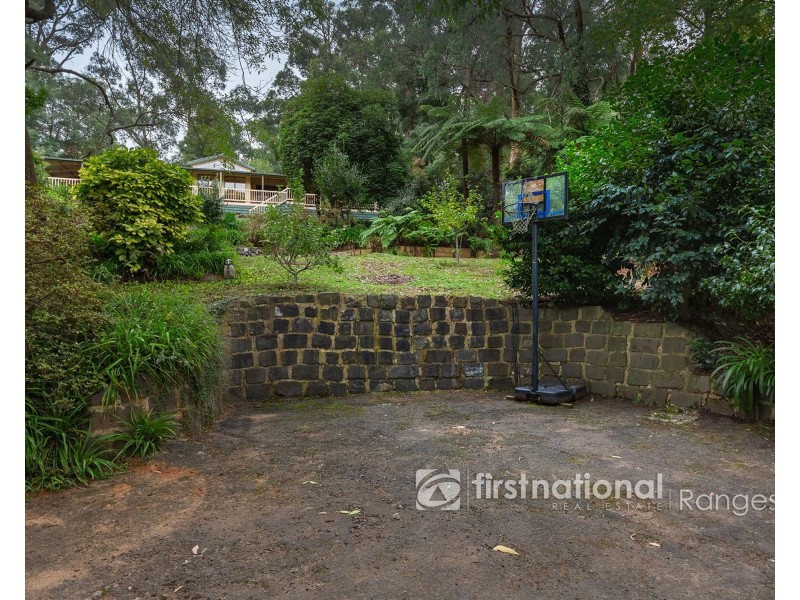 50 Bellbird Crescent, Emerald VIC 3782