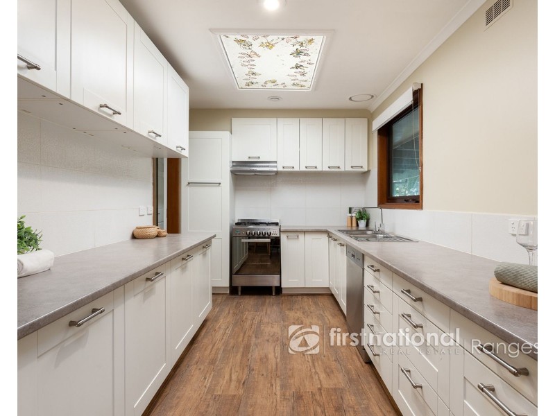 111 Woori Yallock Road, Cockatoo VIC 3781