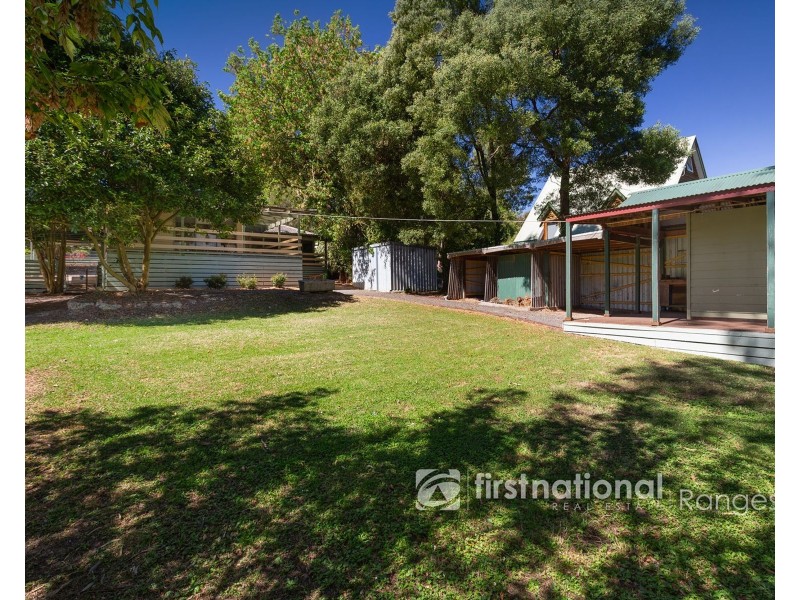 111 Woori Yallock Road, Cockatoo VIC 3781