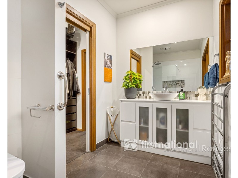 11 Majestic Drive, Emerald VIC 3782