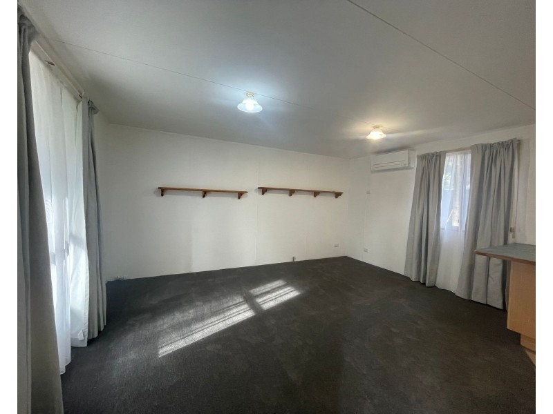 1/111 Woori Yallock Road, Cockatoo VIC 3781