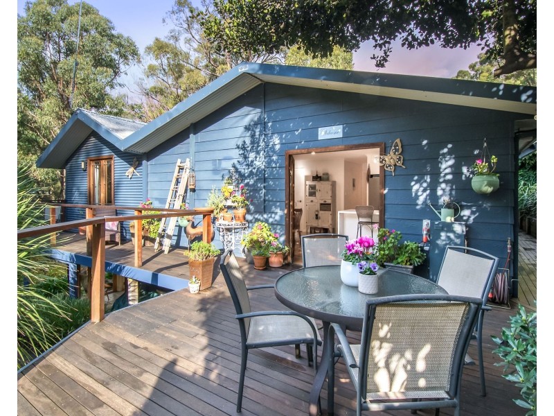 17 Fern Gully Road, Cockatoo VIC 3781