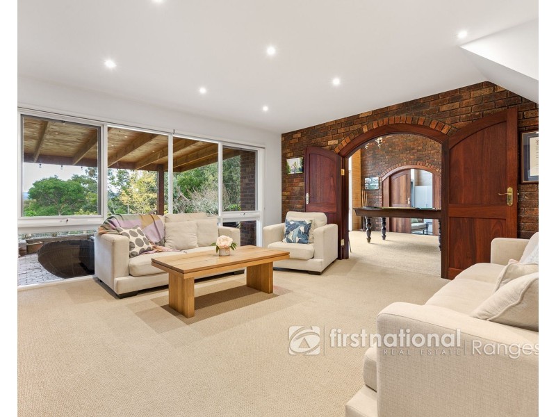 8 BRODRICK ROAD, Macclesfield VIC 3782