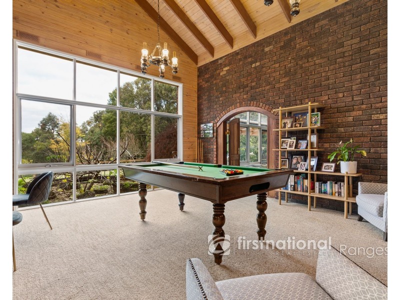 8 BRODRICK ROAD, Macclesfield VIC 3782