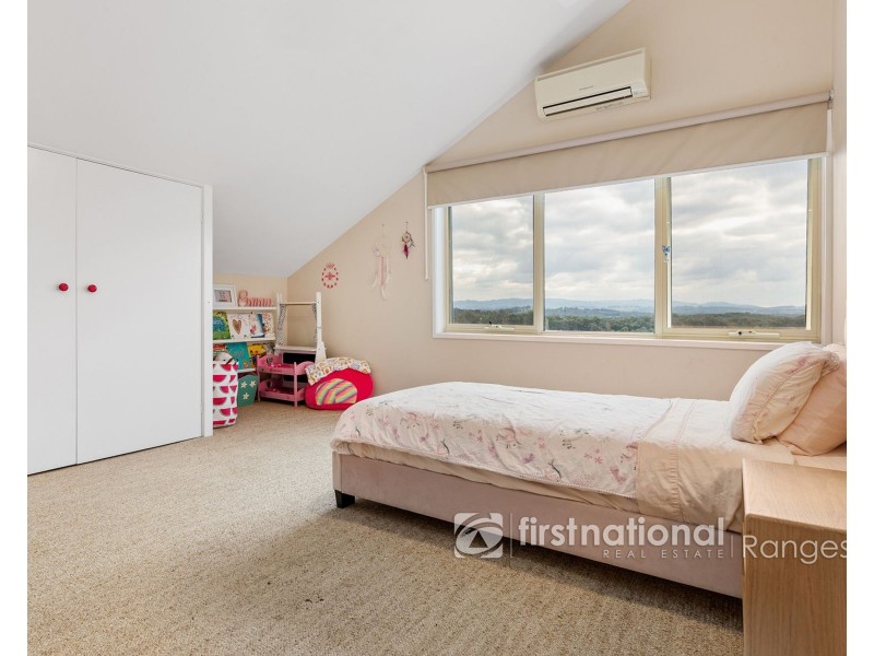 8 BRODRICK ROAD, Macclesfield VIC 3782