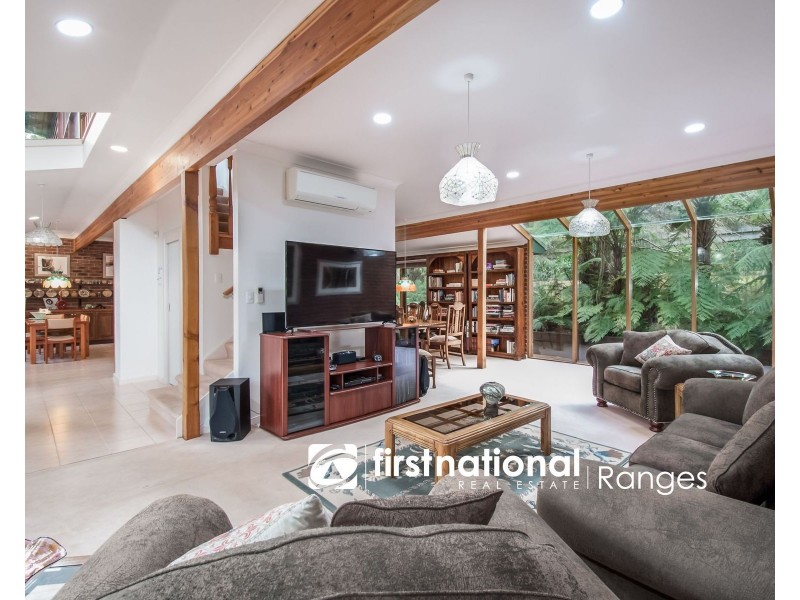 1 Kinross Road, Tecoma VIC 3160