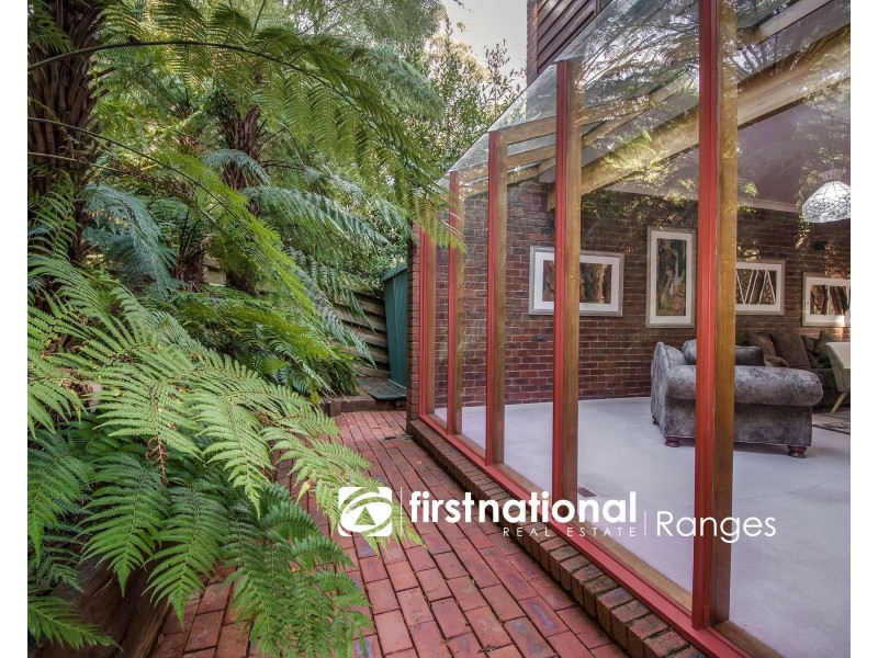 1 Kinross Road, Tecoma VIC 3160