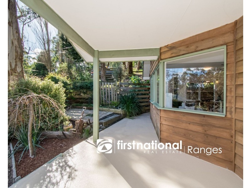 8 Lacy Street, Selby VIC 3159