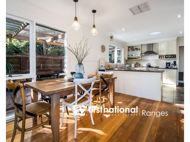 8 Lacy Street, Selby VIC 3159