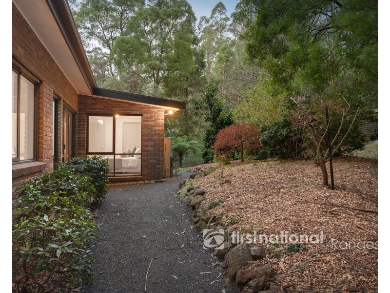 14 Hacketts Road, Olinda VIC 3788