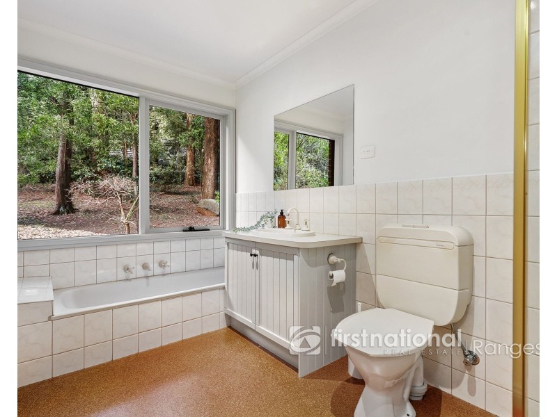 14 Hacketts Road, Olinda VIC 3788