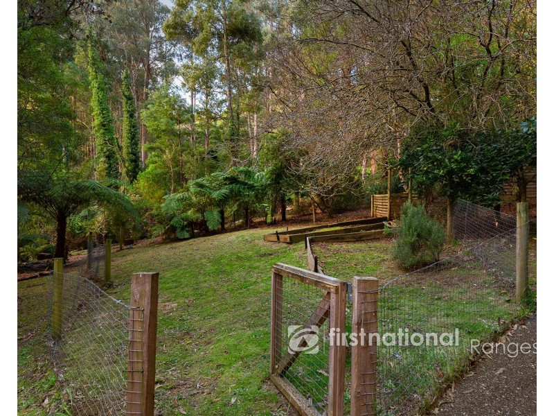 14 Hacketts Road, Olinda VIC 3788