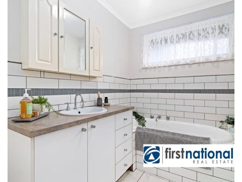 13 Stuart Street, The Basin VIC 3154