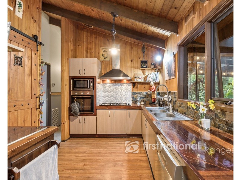 24 Ronald Road, Emerald VIC 3782