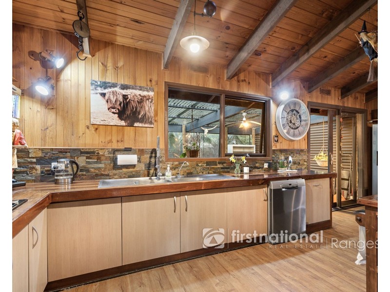 24 Ronald Road, Emerald VIC 3782