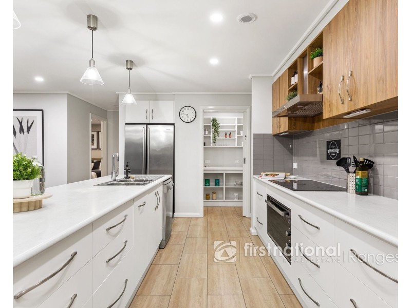 215 Berglund Road, Beaconsfield Upper VIC 3808