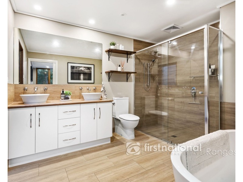 215 Berglund Road, Beaconsfield Upper VIC 3808