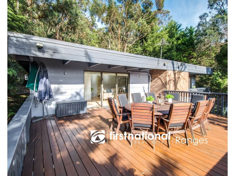 8 James Street, Selby VIC 3159