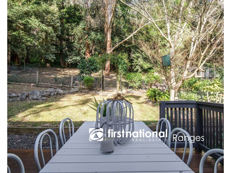 8 James Street, Selby VIC 3159