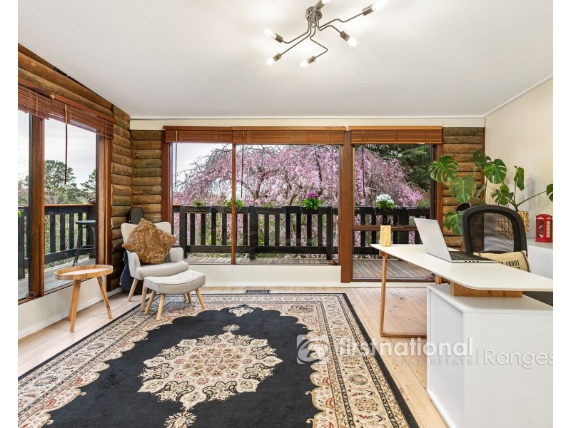 11 Elm Crescent, Emerald VIC 3782