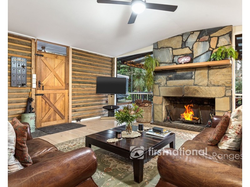 11 Elm Crescent, Emerald VIC 3782