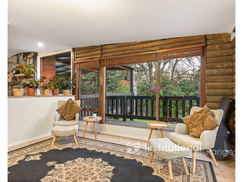 11 Elm Crescent, Emerald VIC 3782