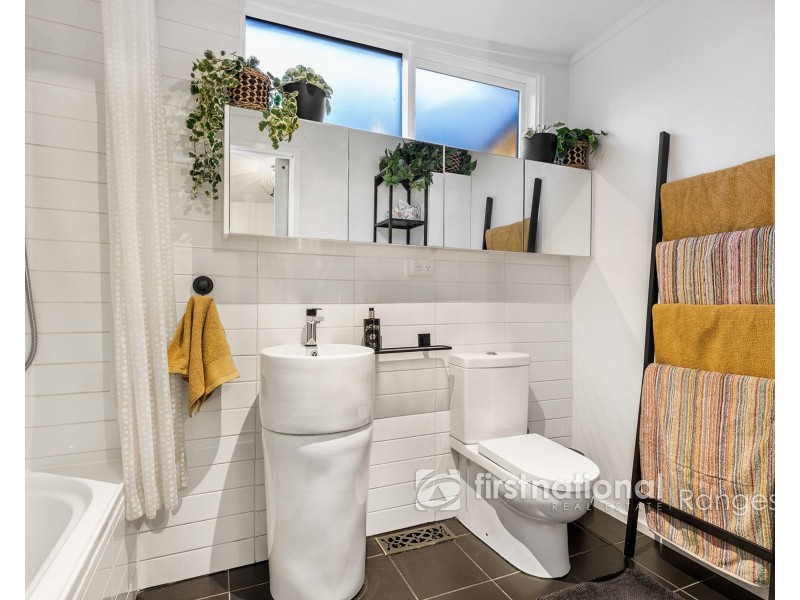 11 Elm Crescent, Emerald VIC 3782