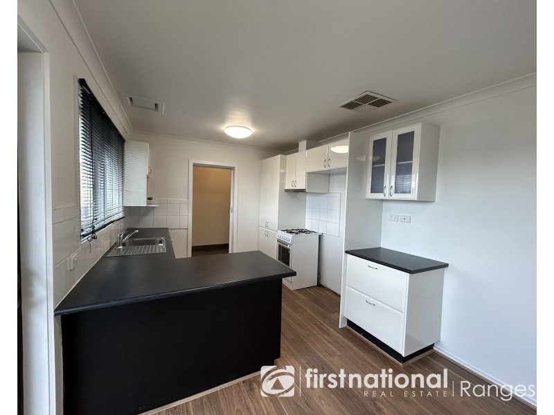 17 Wallace Way, Mooroolbark VIC 3138