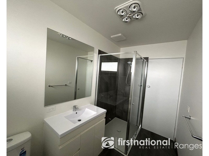 17 Wallace Way, Mooroolbark VIC 3138