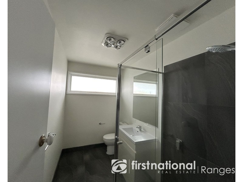 17 Wallace Way, Mooroolbark VIC 3138