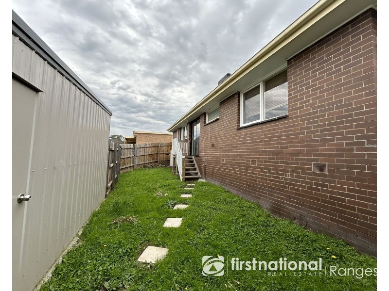17 Wallace Way, Mooroolbark VIC 3138
