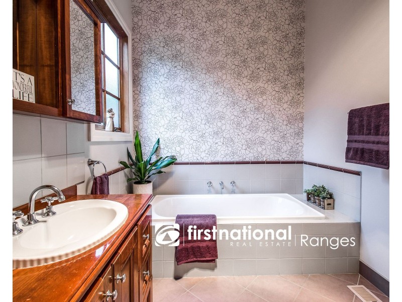 21 Thompson Road, Upwey VIC 3158
