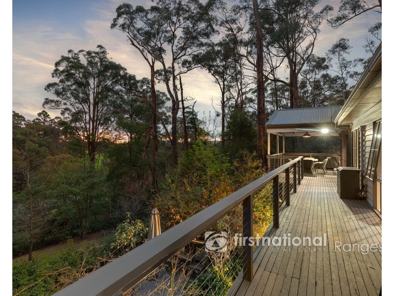 30 Fern Glade Drive, Emerald VIC 3782