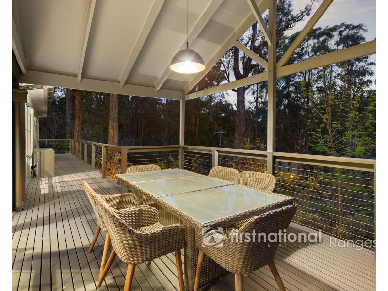 30 Fern Glade Drive, Emerald VIC 3782