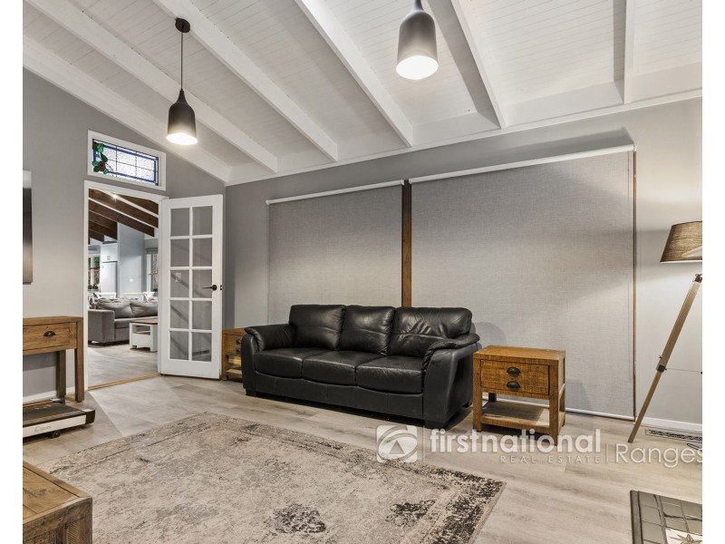 30 Fern Glade Drive, Emerald VIC 3782