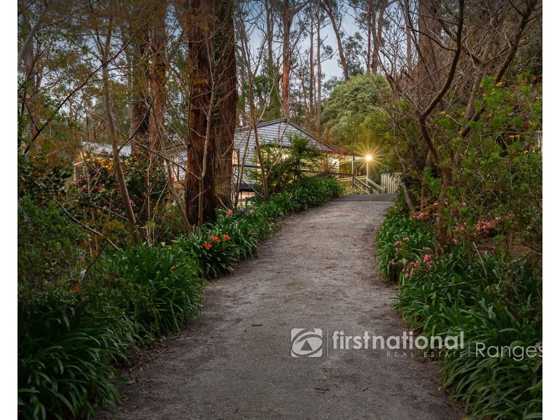 30 Fern Glade Drive, Emerald VIC 3782