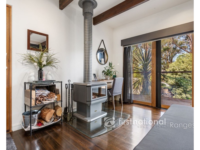 8 Majestic Drive, Emerald VIC 3782