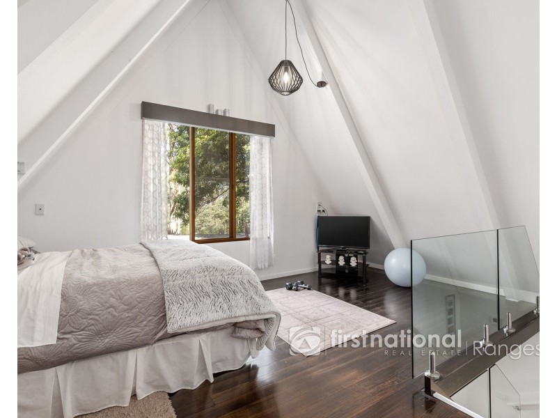 8 Majestic Drive, Emerald VIC 3782