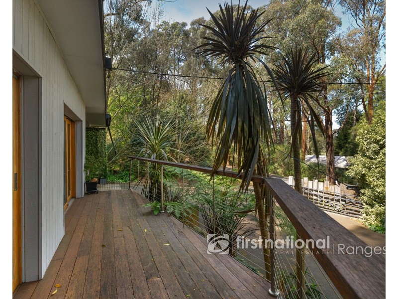 8 Majestic Drive, Emerald VIC 3782