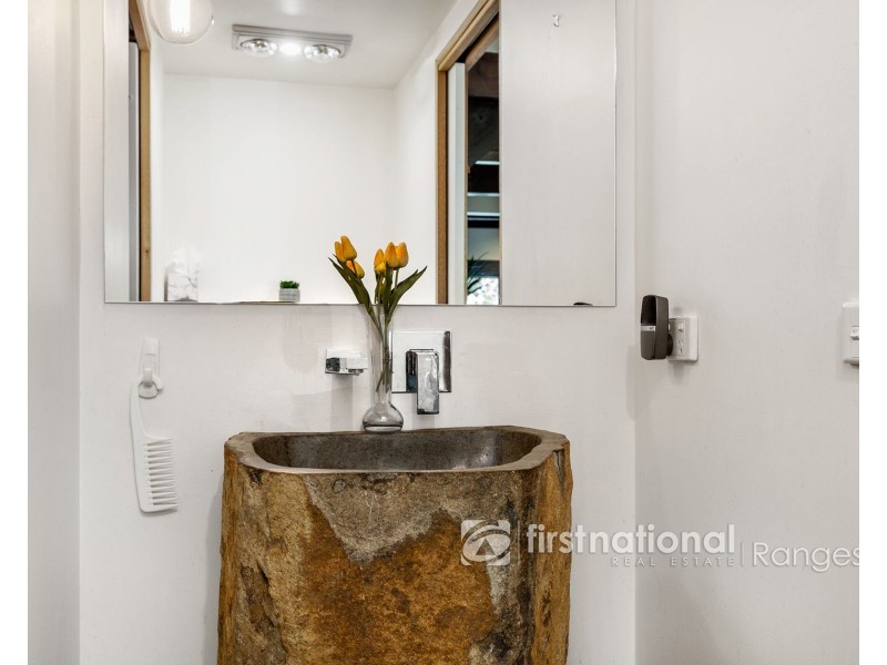 8 Majestic Drive, Emerald VIC 3782