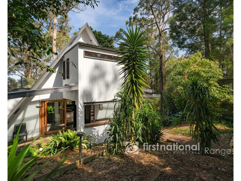 8 Majestic Drive, Emerald VIC 3782