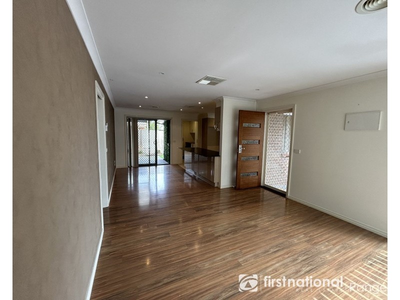 2/3 FOURTH AVENUE, Rowville VIC 3178